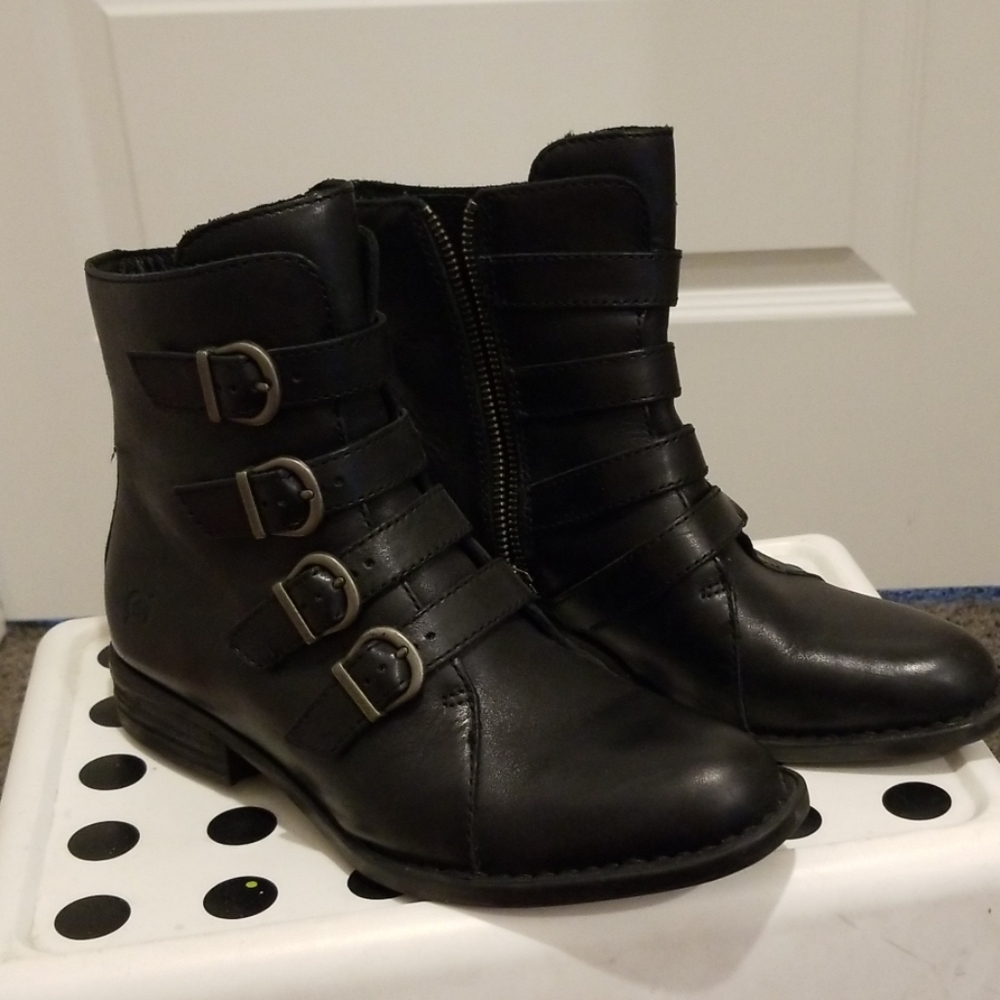 Born boots, 6